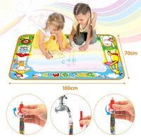 OUNUO Water Doodle Matte 100 x 70 cm magiczna mata malarska woda, z 1 wałkiem malarskim, 4 formami do rysowania, 4 pisakami, 3 stemplami, 2 gąbkami, 1 książka z obrazkami, mata do rysowania wody, mata do malowania