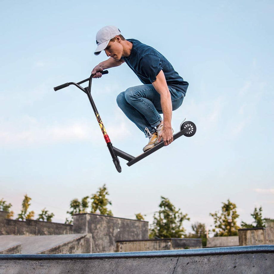 YOLEO Stunt Scooter Freestyle Tretroller Pro Scooter Kickscooter Roller für Kinder und Erwachsene Tragfähigkeit: 100 kg ABEC 7 Steel Y Lenker